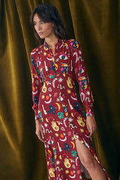 Robe Victoria Soi x Leona Rose