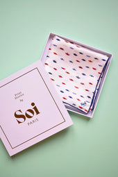 Queen silk scarf Elisabeth