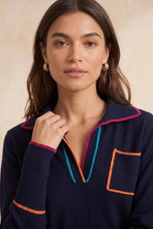 Pull Paolo Bleu Profond sur Olivia, mannequin taille 36 #taille Olivia porte une taille 36