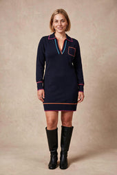 Robe Paolo Bleu Profond sur Lou, mannequin taille 42 #taille Lou porte une taille 42