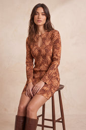 Robe Bianca Bois Sauvage sur Olivia, mannequin taille 36 #taille Olivia porte une taille 36