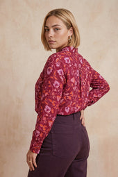 Chemisier Escale à Java sur Lou, mannequin taille 42 #taille Lou porte une taille 42