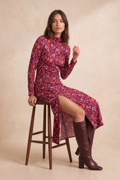 Robe Allure Escale à Java sur Olivia, mannequin taille 36 #taille Olivia porte une taille 36