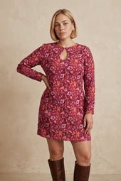 Robe Bianca Escale à Java sur Lou, mannequin taille 42 #taille Lou porte une taille 42