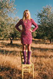 Robe Bianca Escale à Java, visuel lifestyle en extérieur