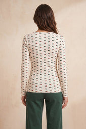 T-shirt Paresseux Fleur des Bois sur Olivia, mannequin taille 36 #taille Olivia porte une taille 36