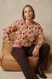 Pull en laine Java Impériale sur Lou, mannequin taille 42 #taille Lou porte une taille 42