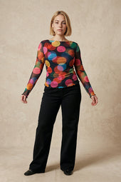 Top Alluria Midnight sur Lou, mannequin taille 42 #taille Lou porte une taille 42