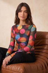 Top Alluria Midnight sur Olivia, mannequin taille 36 #taille Olivia porte une taille 36