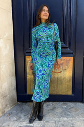 Robe Allure Myrtille sur Johanna, #taille Johanna porte une taille 36