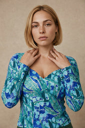 Top Grand Cœur Myrtille sur Lou, mannequin taille 42 #taille Lou porte une taille 42