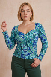 Top Grand Cœur Myrtille sur Lou, mannequin taille 42 #taille Lou porte une taille 42