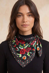 Foulard en soie Rose des Nuits