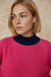 Pull Audacieuse Rosewood sur Lou, mannequin taille 42 #taille Lou porte une taille 42