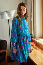 Robe Victoire Fraises Volantes Bleu